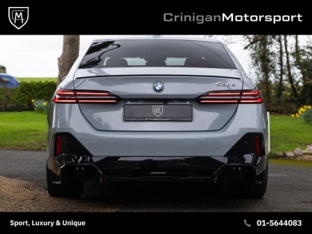 2024 BMW 5 Series - thumbnail 5