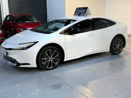 2023 Toyota Prius - thumbnail 6