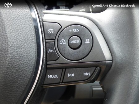 2024 Toyota Corolla Hybrid Luna Saloon €28,950 thumbnail