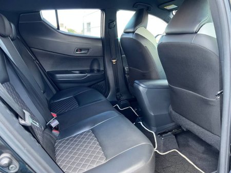 2019 Toyota C-HR - thumbnail 8