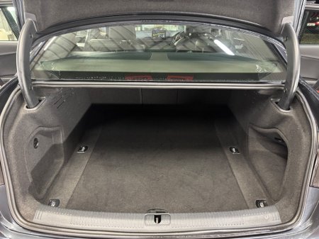 2016 Audi A4 2.0TDI 122HP S tronic Attraction Ultra €14,950 thumbnail