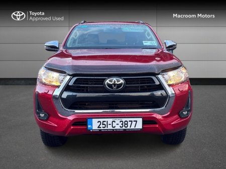 2025 Toyota Hilux HILUX 2.8 SR5 DOUBLE CAB €49,000 thumbnail