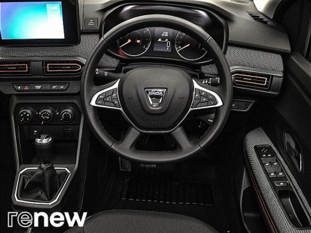 2022 Dacia Sandero Stepway TCe 90 STEPWAY Comfort €16,490 thumbnail