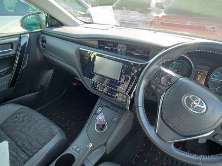 2016 Toyota Auris  €14,950 thumbnail