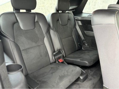 2022 Volvo XC90 - thumbnail 16
