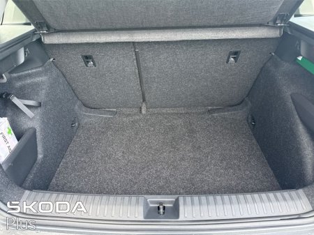 2023 Skoda Kamiq Ambition 1.0TSI 95HP thumbnail