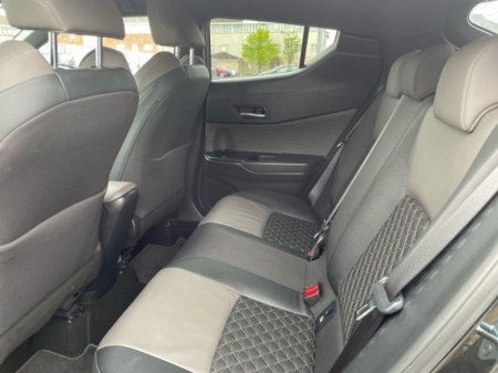 2022 Toyota C-HR SOL HYBRID // Remote Central Locking // Front Electric Windows // Rear Electric Windows // Electric Mirrors // Heated Mirrors €28,695 thumbnail