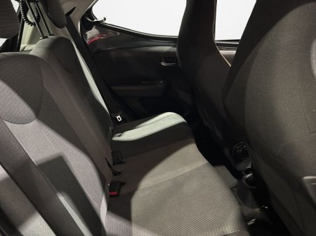 2021 Toyota Aygo 1.0 Vvt-i X-play 71BHP 5DR €13,888 thumbnail