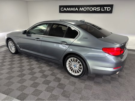 2017 BMW 5 Series - thumbnail 3