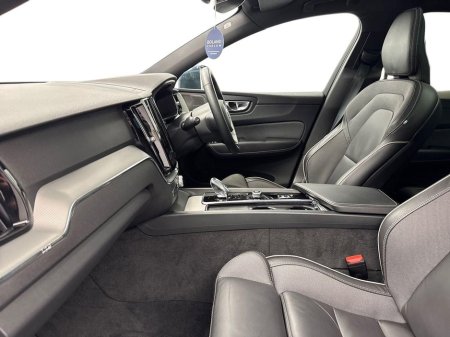 2024 Volvo XC60 - thumbnail 2