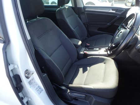 2016 Volkswagen Golf 1.2 TSI HIGHLINE PRO PETROL AUTOMATIC // PRIVACY PACK // BLUETOOTH MEDIA // PARK ASSIST // REVERSING CAMERA // UPGRADED SPORT ALLOYS // IMMACULATE EXAMPLE €14,950 thumbnail