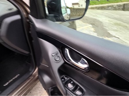 2017 Nissan Qashqai ** DEPOSIT TAKEN ** 1.5 SV PREMIUM E6 4DR €15,950 thumbnail