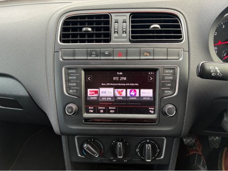 2016 Volkswagen Polo - thumbnail 18