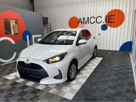 2023 Toyota Yaris €19950! YARIS AUTOMATIC 1.0 PETROL / 39k KMs / REVERSE CAMERA & MORE €19,950