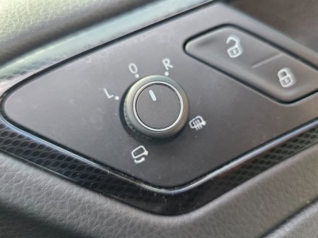 2016 Volkswagen Golf - thumbnail 20