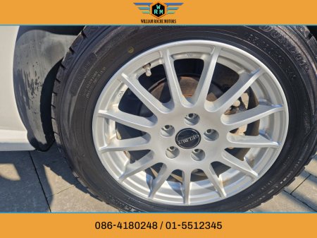 2012 Volkswagen Polo - thumbnail 9