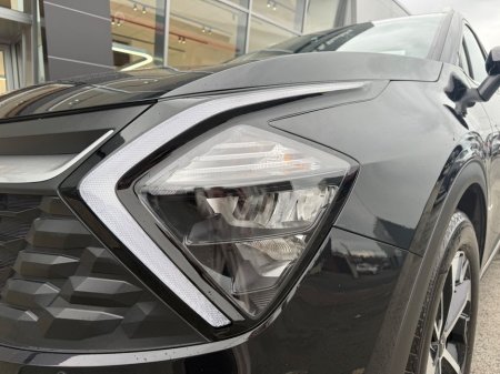 2022 Kia Sportage Manual 5DR €29,500 thumbnail