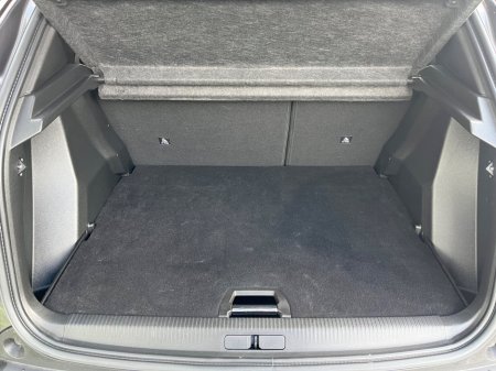 2023 Peugeot 2008 - thumbnail 6