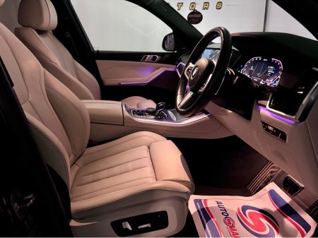 2021 BMW X5 XDRIVE45E M SPORT AUTO €57,400 thumbnail