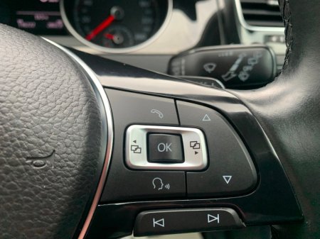 2014 Volkswagen Golf 1.4 TSI 150 BHP HIGHLINE DSG 5DR // LOW MILEAGE // GREAT CONDITION // REVERSE CAMERA, CRUISE AND PRIVACY GLASS // €10,950 thumbnail