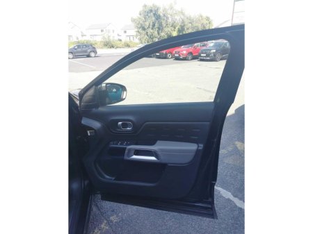 2024 Citroen C5 Aircross FEEL PACK 1,5 HDI 130 BHP  /  AVA LABLE STRAIGHT AWAY  NATIONWIDE DELIVERY//  LOOKS LOVELY I /////  CHOICE OF COLOURS  / BLUE  // ACCUMULUS GREY  ///  ALSO AVAILABLE IN AUTOMATIC  BLACK IN STOCK  //// thumbnail