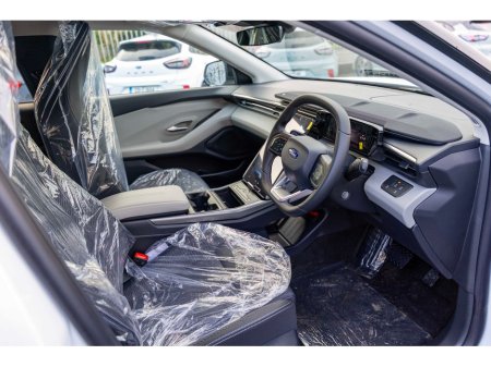 2026 Ford Explorer Select/Premium - 0% Interest, Free Home Charger, 5 Years service plan, 8 Years battery warranty thumbnail