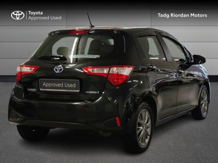 2018 Toyota Yaris HYBRID 5DR LUNA €16,950