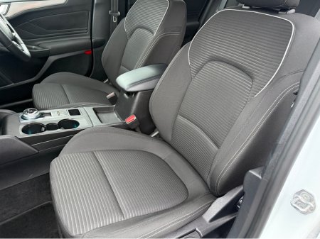 2023 Ford Focus 1.5 TITANIUM AUTO €20,950 thumbnail
