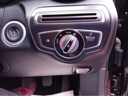 2015 Mercedes-Benz C Class C200D SERIES BLUETEC SPORT 4DR €13,500 thumbnail