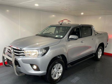 2018 Toyota Hilux DOUBLE CAB SR5 4DR AUTO €32,900