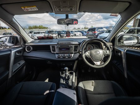 2014 Toyota Rav4 - thumbnail 9