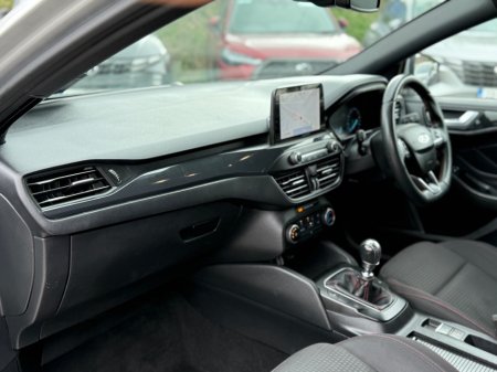 2021 Ford Focus - thumbnail 28