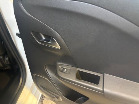 2022 Opel Corsa - thumbnail 16