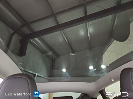 2024 Tesla Model Y - thumbnail 15