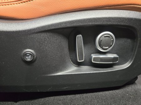 2021 Jaguar F-Pace P400e AWD R DYNAMIC PHEV HYBRID BLACK PACK €42,500 thumbnail