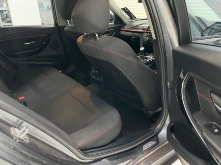 2014 BMW 3 Series 318D SPORT €9,995 thumbnail