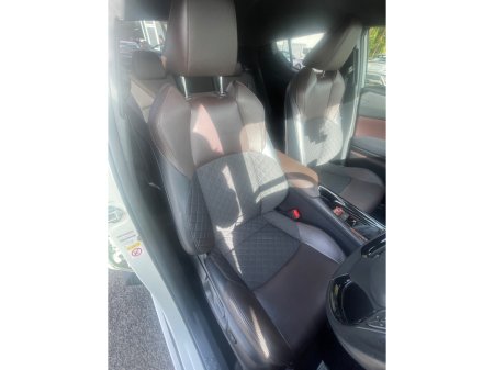 2019 Toyota C-HR - thumbnail 11