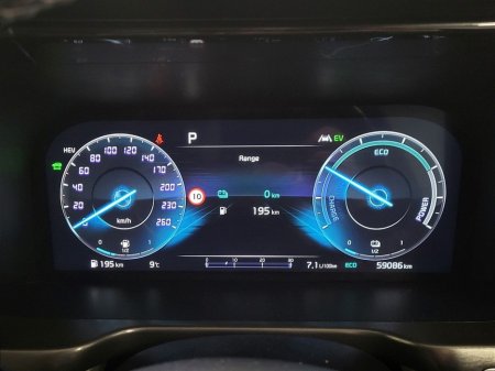 2023 Kia Sorento 1.6 PHEV K3 4X4 7 seats €46,975 thumbnail