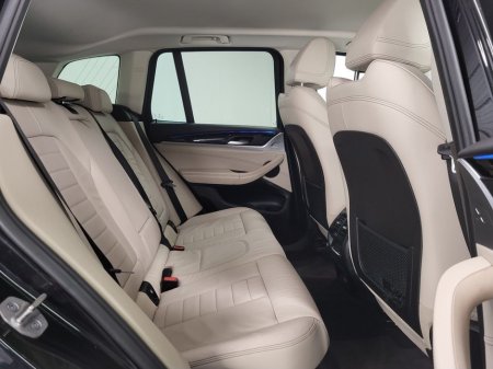 2021 BMW X3 xDrive30e xLine €43,975 thumbnail