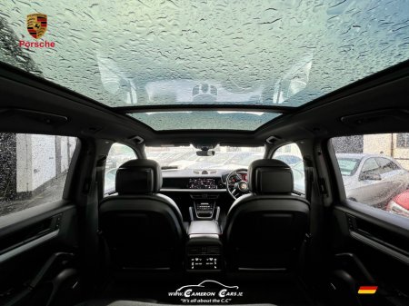 2024 Porsche Cayenne - thumbnail 44