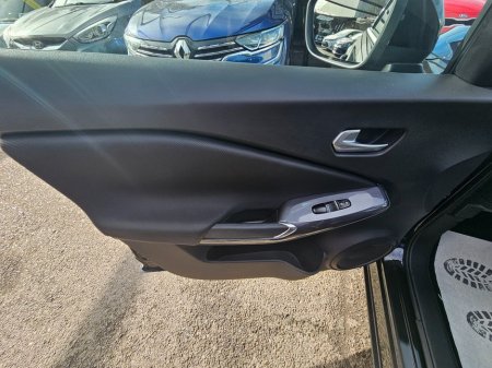 2022 Nissan Juke - thumbnail 30