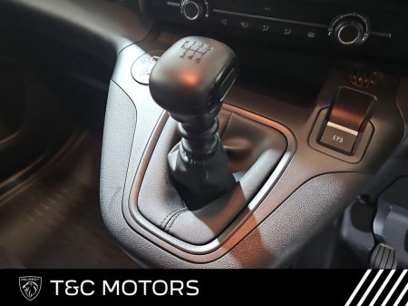 2026 Peugeot Partner - thumbnail 9