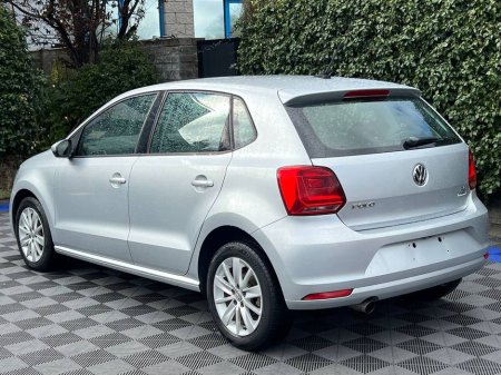 2015 Volkswagen Polo - thumbnail 5