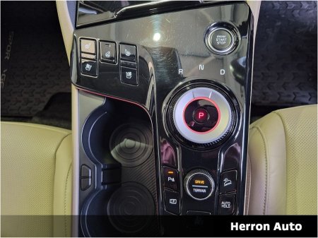 2023 Kia Sportage K4 1.6T PHEV 265PS 4X4 AUTO €34,900 thumbnail