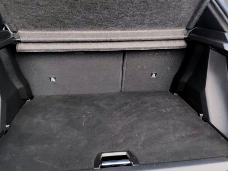 2025 Peugeot 2008 - thumbnail 24