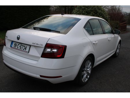 2019 Skoda Octavia STYLE 1.6 TDI 115HP 4DR €14,295 thumbnail
