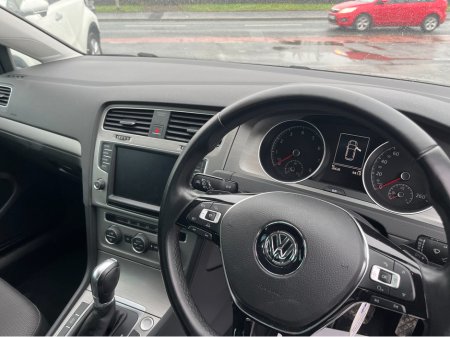 2017 Volkswagen Golf 1.2 TSI 5DR AUTO LOW KMS €15,950 thumbnail