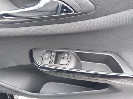 2019 Opel Corsa - thumbnail 25