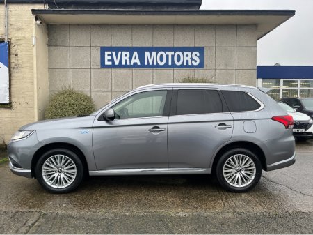 2019 Mitsubishi Outlander JURO PHEV 221BHP 4WD HYBRID 2.4 PETROL //REVERSE CAMERA//KEYLESS ENTRY//HALF LEATHER HEATED SEATS// €19,950 thumbnail