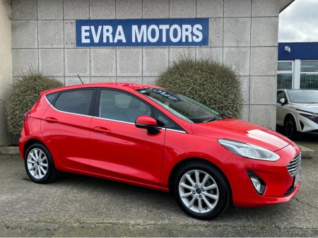 2018 Ford Fiesta - thumbnail 3